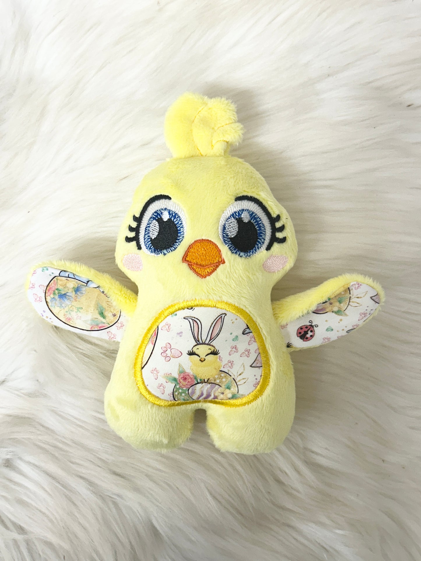 Medium Huggable Chick Stuffie