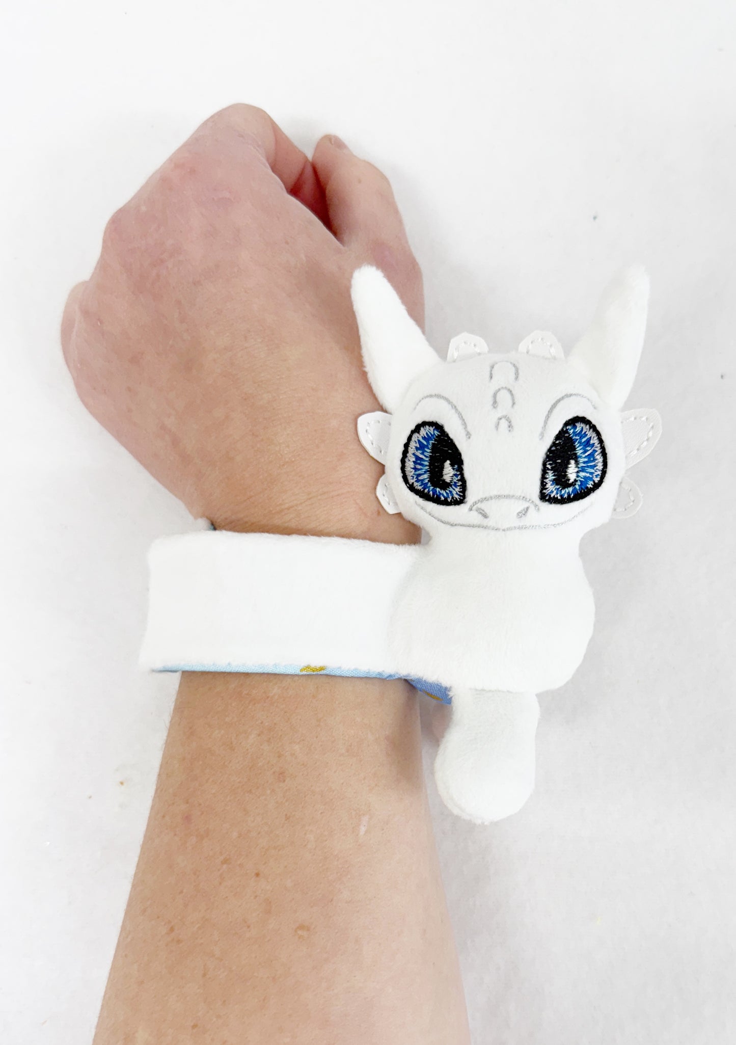 White Night Dragon Slap Band Bracelet